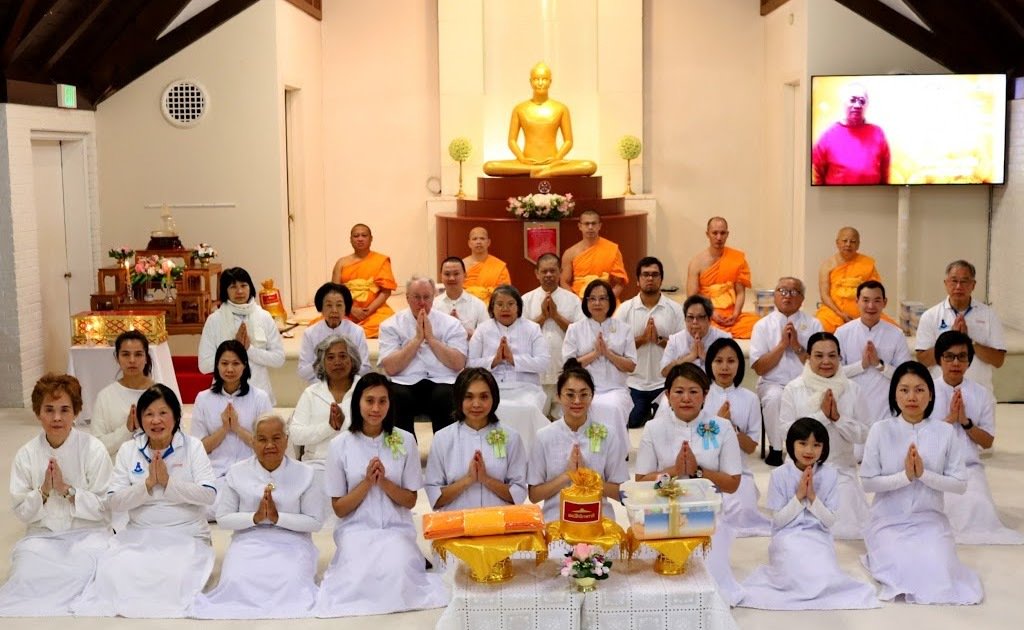 ubasok072's tweet photo. งานบุญพิธีถวายกองทุนคิลานเภสัชและสวดพระอภิธรรม วัดพระธรรมกายชิคาโก เมื่อวันอาทิตย์ที่ 17 พฤศจิกายน พ.ศ. 2562 วัดพระธรรมกายชิคาโกรัฐอิลลินอยส์ ได้จัดงานบุญวันอาทิตย์ขึ้น เป็นงานบุญถวายกองทุนคิลานเภสัชและสวดพระอภิธรรมเป็นวันที่ 3 (ส่วนสองวันแรกสวดในวันศุกร… https://t.co/GZz9Ixerb6 https://t.co/X4K3pPMuG0