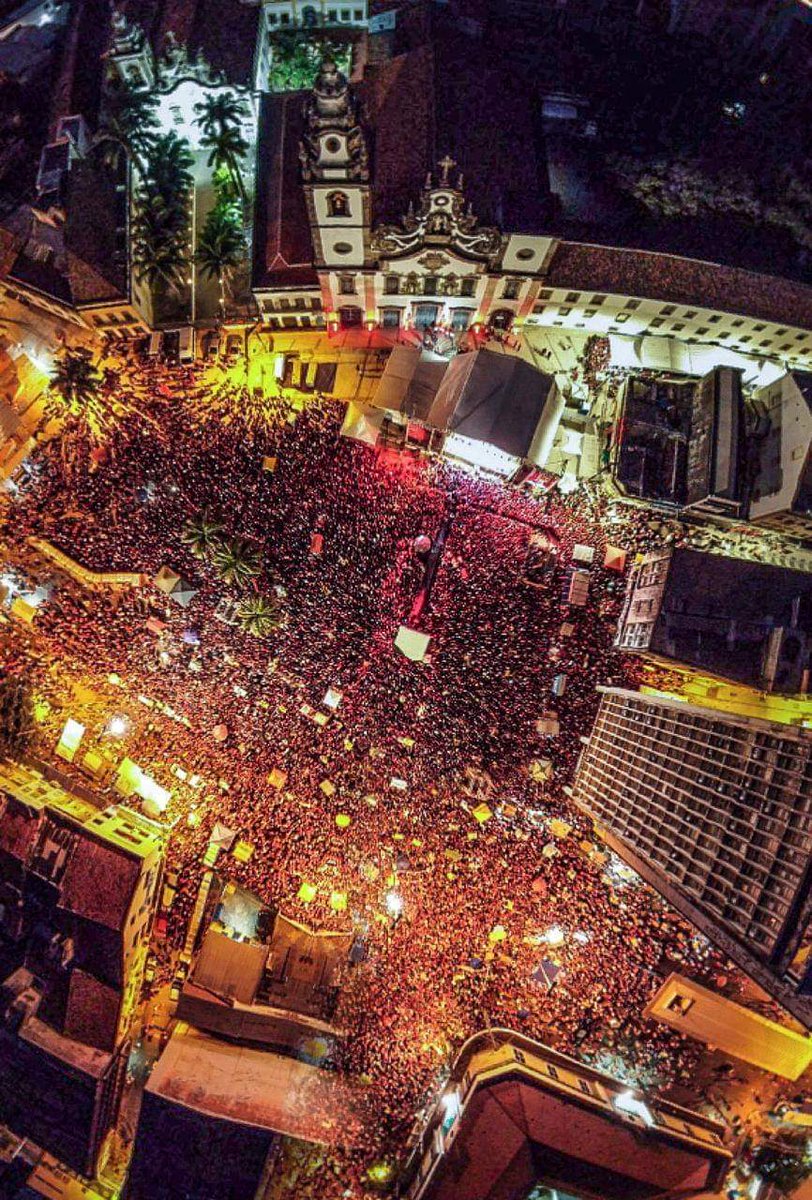 noelia_arauz's tweet photo. "Festival Lula Livre" en Refice, Brasil !  

Más de 40 cantantes, grupos musicales y folclóricos

Símbolo de lucha por la justicia para Lula

#LulaInocente 
#LulaLivreAgora https://t.co/xNXkpMCsxv