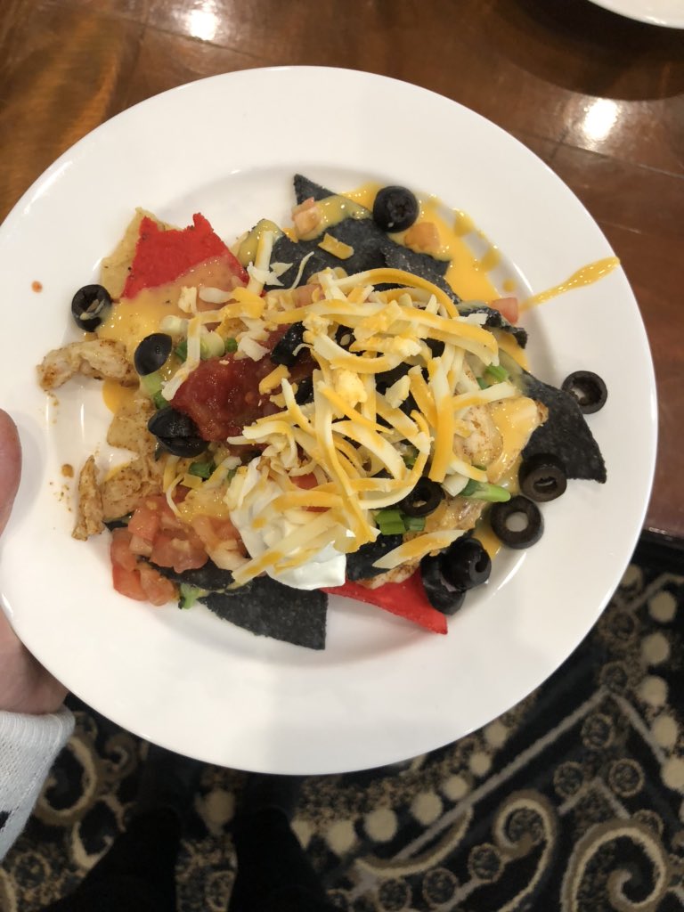 How_To_Eat's tweet photo. There’s a nacho bar! And it has cheese sauce! @mbfarmwomen is off to a delicious start! @CanolaEatWell #mbfwc19 https://t.co/0V9pfo5wqp