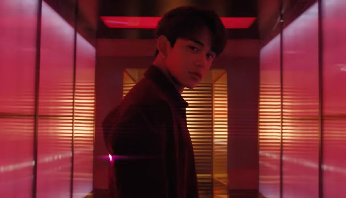 iJUNGW00's tweet photo. tomemos un momento para apreciar lo que es este hombre
wong yukhei tú eres arte
#LetsGoEverywhere
#LetsGoWithSuperm https://t.co/Gt97lhCD0A