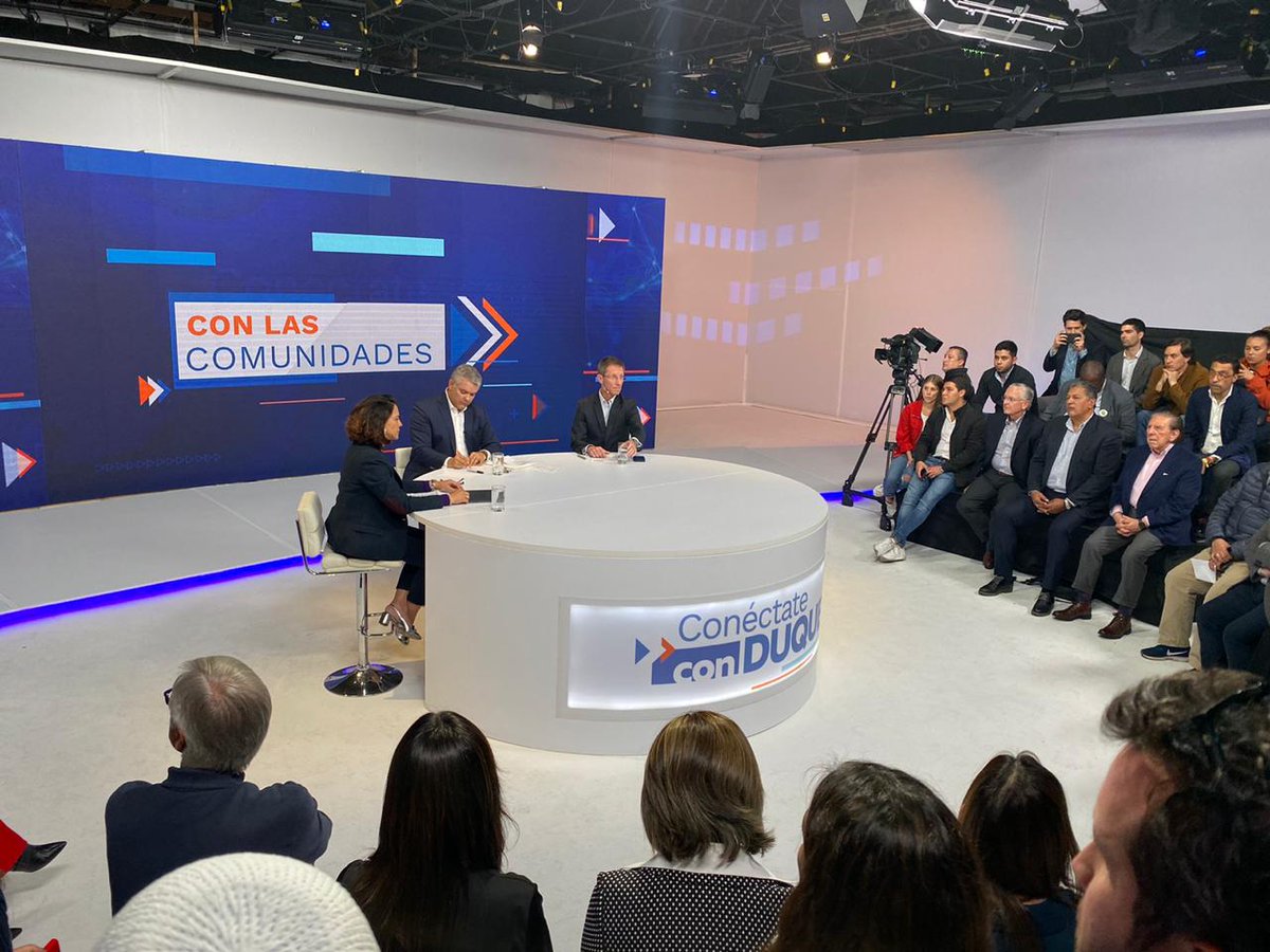 EmilioJArchila's tweet image. #ConéctateConDuque en este momento hacemos un completo balance de la implementación del acuerdo de paz con la política #PazConLegalidad. Así mismo, de la llegada a las regiones con los Programas de Desarrollo con Enfoque Territorial PDET