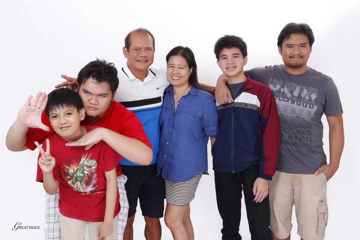 BawalBoxingHere's tweet image. And we got our family photos too from #GreatImage
