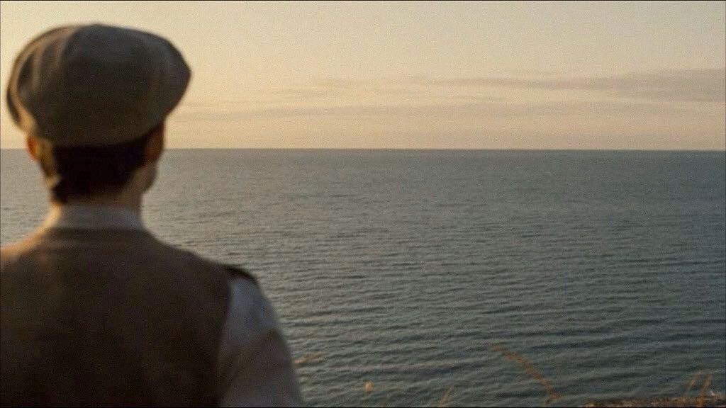anne and gilbert look at the horizon when they miss each other,, just a fact.  #annewithane