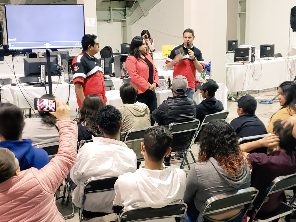 RomeroCoello's tweet photo. Desde la @femesmex y la #Concecares seguiremos trabajando para fortalecer los #Esports en #México así como su nivel de competitividad a nivel internacional. #WorldofGamers #Femesmex #Gemers https://t.co/EKYTpB7QFr