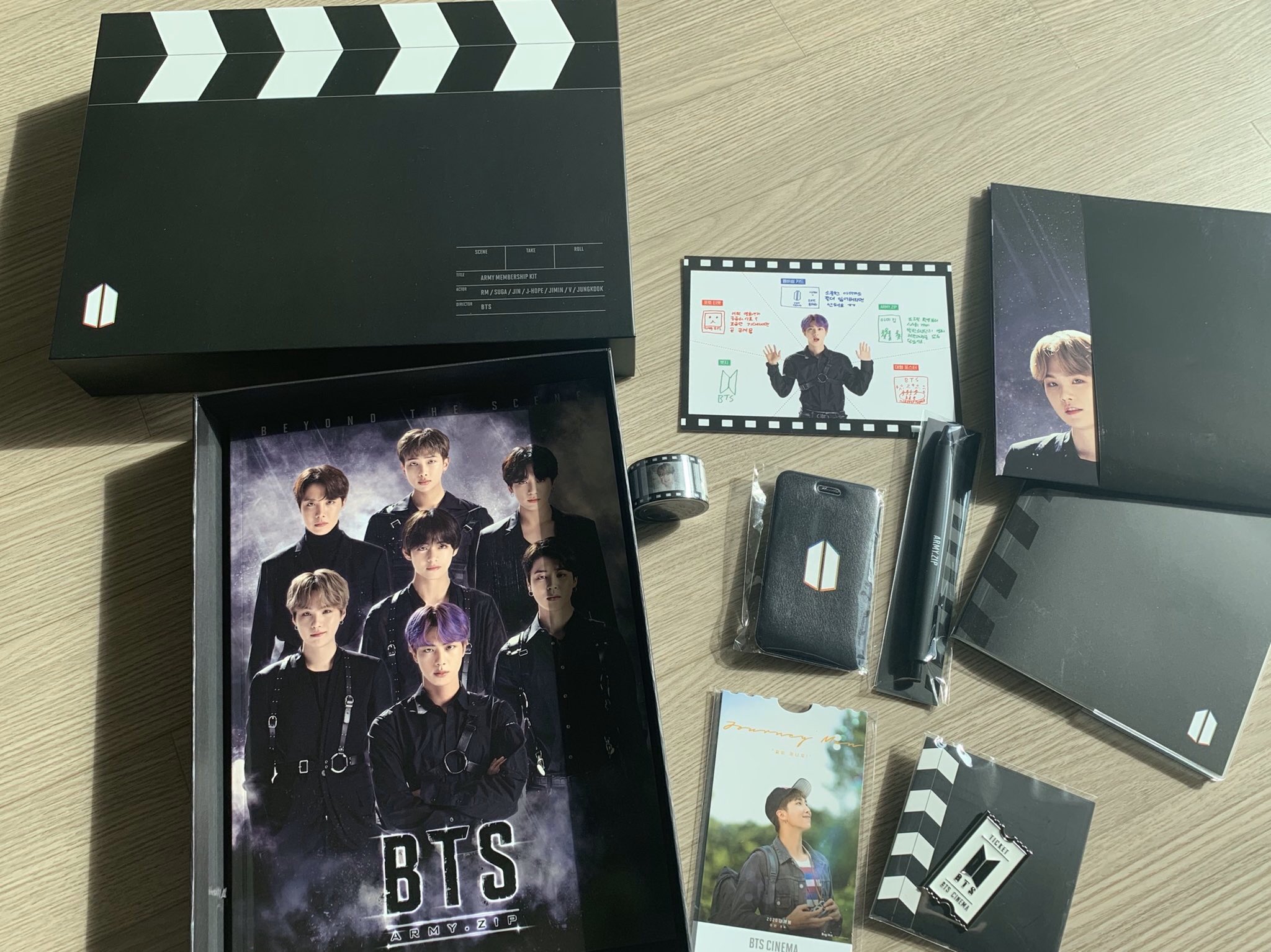 ラッキード BTS ARMY 6期 MEMBERSHIP KIT + JPFC 特典 (C) tUIrq ...