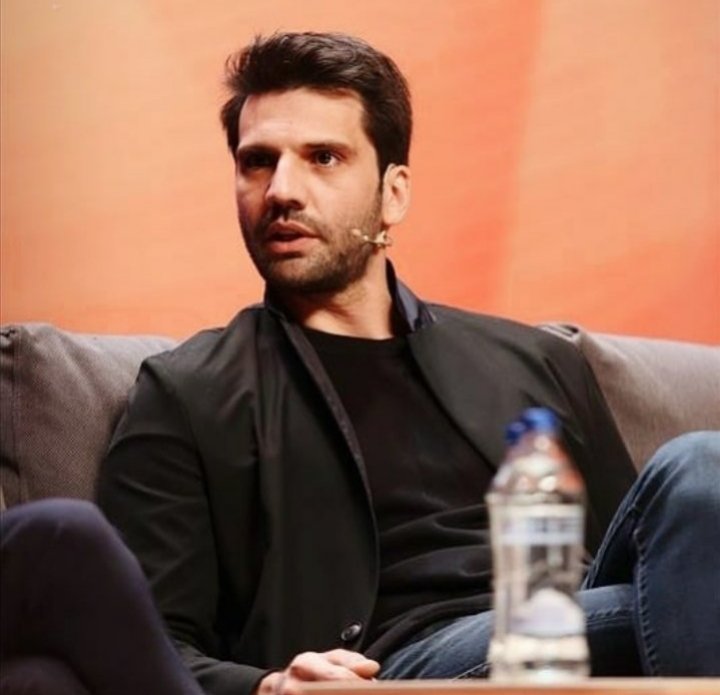 kaanurgancifc's tweet photo. My King🤴🏻❤ @kaanurgancioglu #KaanUrgancıoğlu #love101 #aşk101 #brandweek2019
@netflixturkiye https://t.co/sUvyZjoUA4
