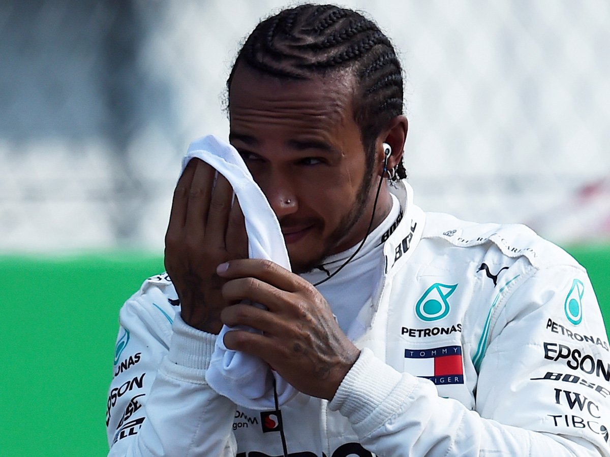 .@LewisHamilton apologises to Alexander Albon after rare error at #BrazilianGPhttp://toi.in/jfDK9Y/a24gk #LewisHamilton #F1 #FormulaOne