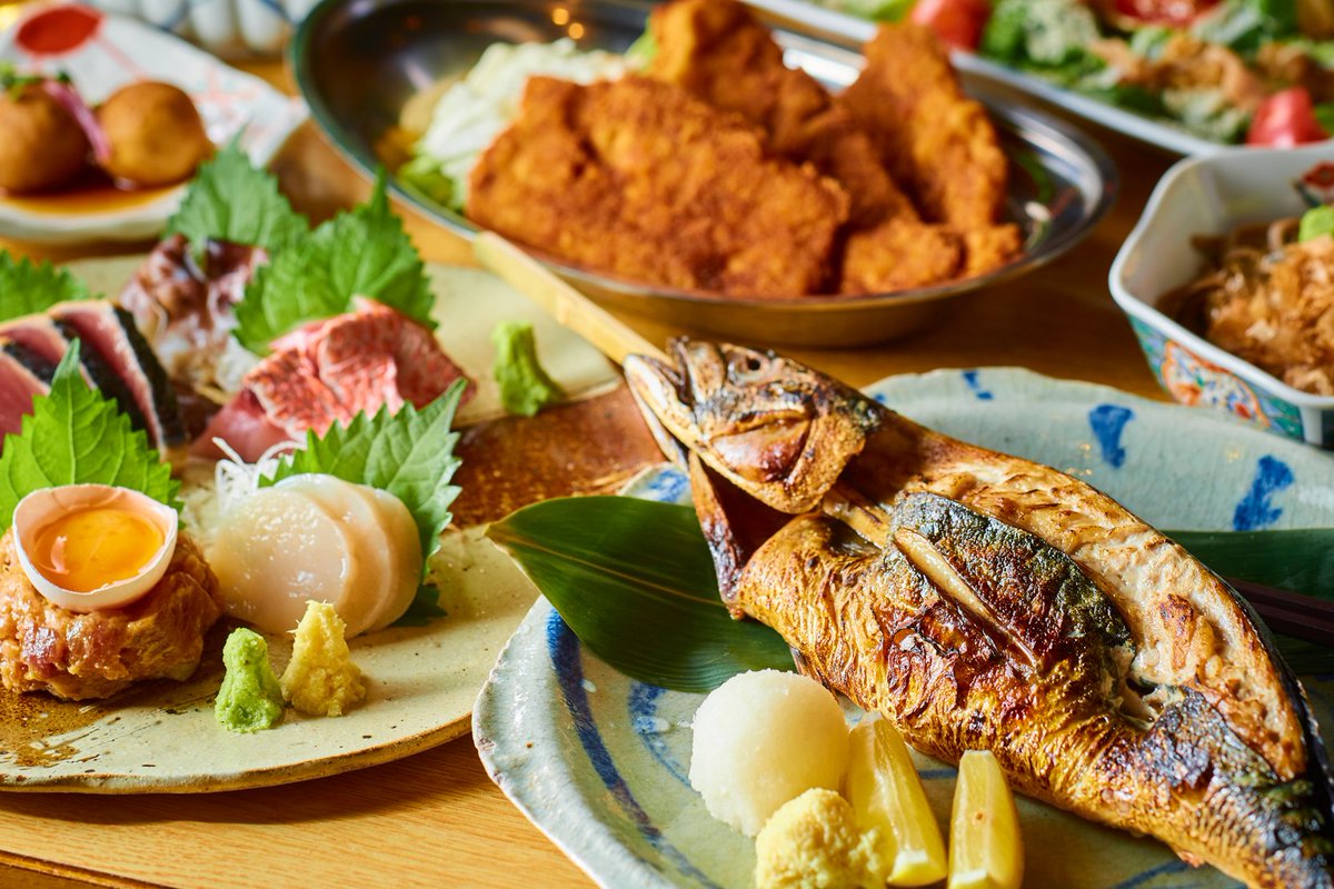 居酒屋 北陸王 品川 イーストワンタワー 店 على تويتر 11 18 月 本日夜のオススメメニュー 白海老唐揚げ なめまろ 豚角煮 フグの唐揚げ 刺身 カキフライ 黒龍 九頭龍 直送 旬 刺身 メンチカツ 鯖江 地酒 品川 居酒屋 北陸王 イーストワンタワー