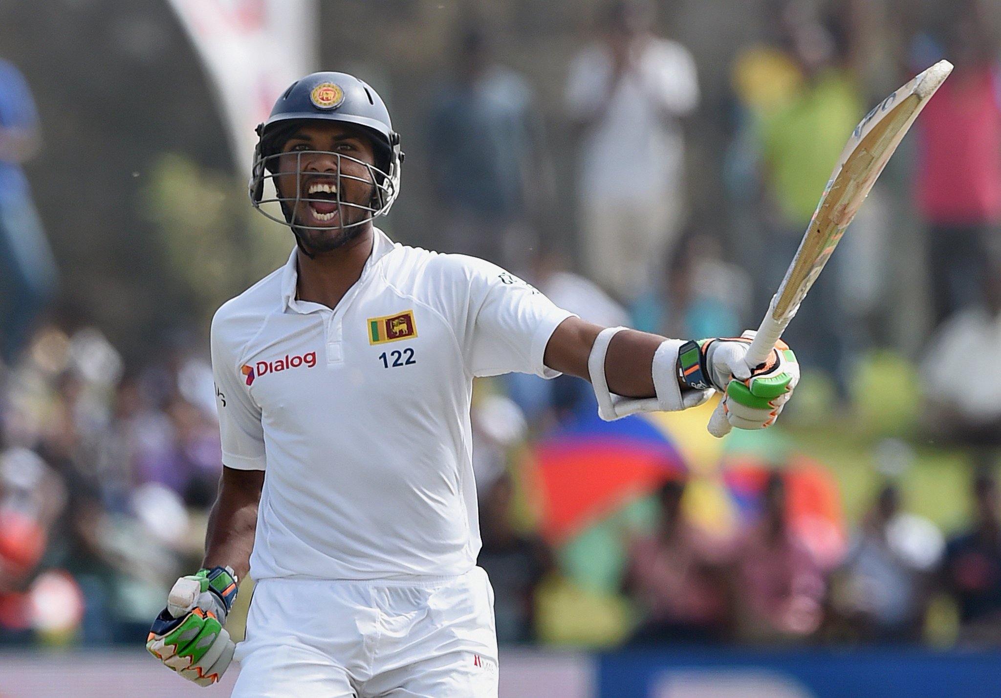 Here\s wishing Dinesh Chandimal a happy 30th birthday  

Remember his match-winning hundred against India at Galle? 