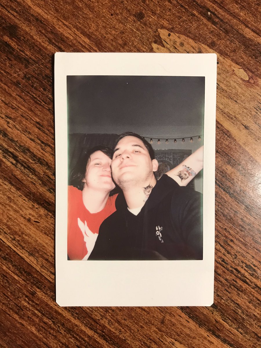 vangoffaway's tweet photo. โthereโs always
a home for you
here in my heart
iโll leave
a light on.โ
#benmaxfield #poetry #cute #matchingtattoos #temptattoos #butstill #missingyou #helloagaintwitter #itsbeenawhile https://t.co/GmRunbaXor