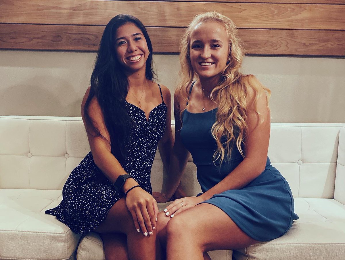 abbysnicethings's tweet photo. Well, we dressed nice https://t.co/97mMnvzOEI