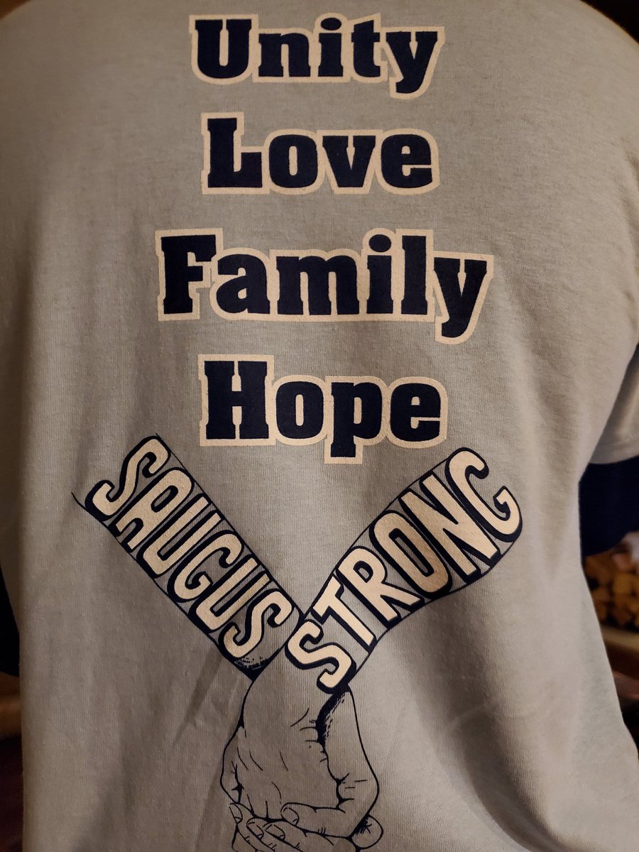 BrettLiljedahl's tweet photo. It's an honor to be a part of a community that's so strong and can come together in times of tragedy. My heart goes out to the families of Gracie and Domenic, I can't imagine what you are going through. We are here for you. #GracieStrong #DomenicStrong #SaugusStrong #scvstrong https://t.co/2JPGLf22fI