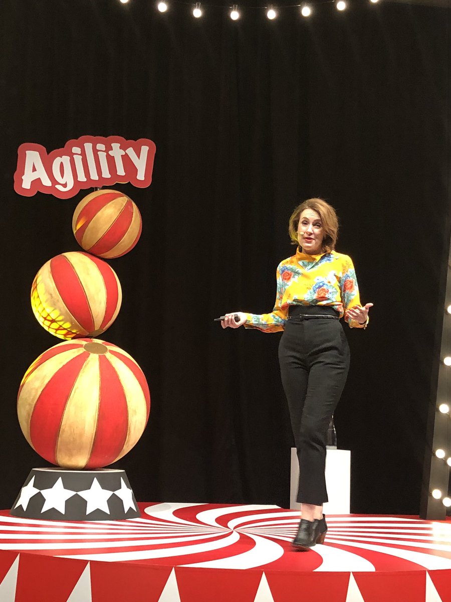 Darren_FOA's tweet photo. @SusanDavid_PhD on emotional agility with @EYnews ‘Discomfort is the price of admission to a meaningful life’ @EY_NewZealand #appc2019 #sawubona https://t.co/1W7pipmdHy