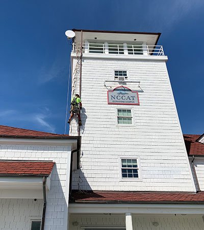 Proud of the @CenturyLink technicians who brought connectivity back to schools affected by #HurricaneDorian! http://bit.ly/2X8G5Cc