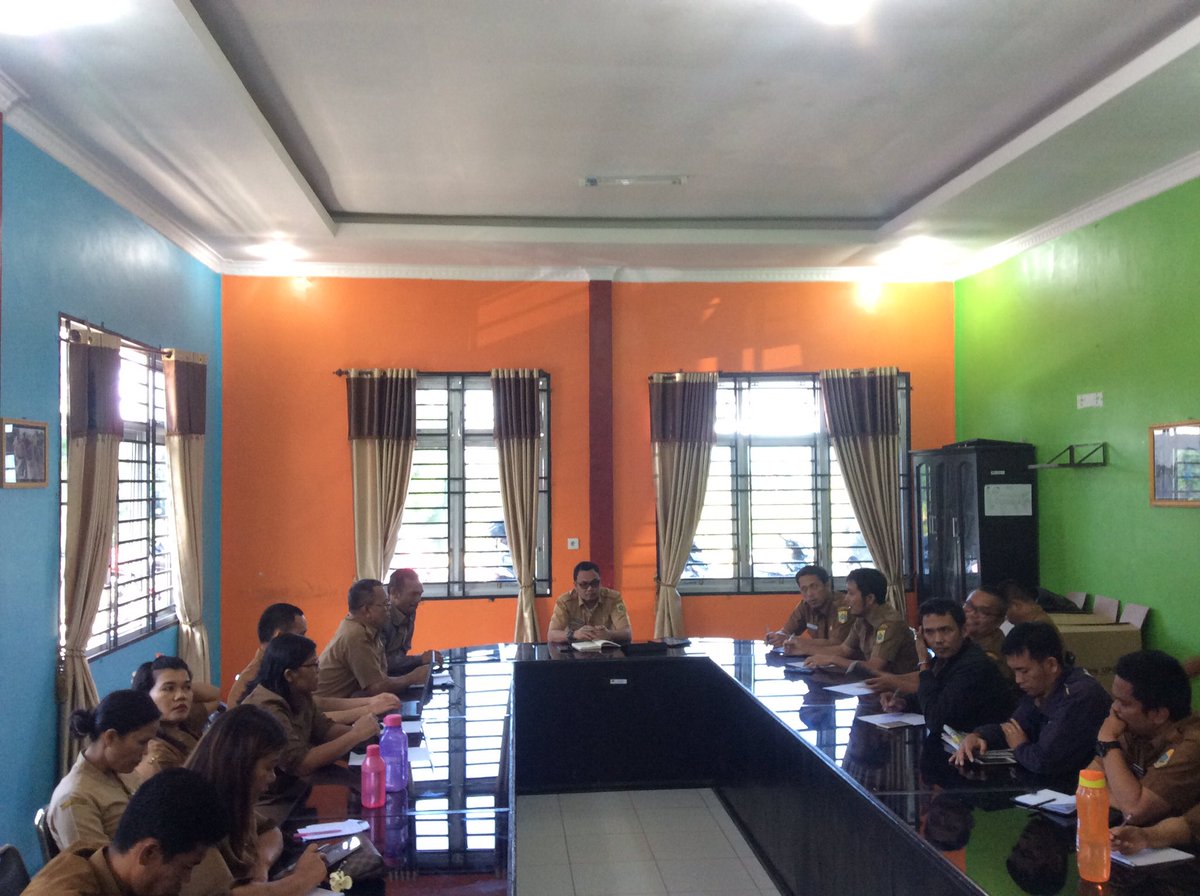 Monev Rutin Dinas Kominfo Pakpak Bharat
 
Dalam rangka mensukseskan pembangunan di bidang Teknologi, bertempat di Ruang Rapat Diskominfo, dilakukan Rapat Monev bulanan yang dipimpin oleh Plt. Kadis Kominfo, Aryanto Tinambunan, SP, M.Si, Senin (18/11).