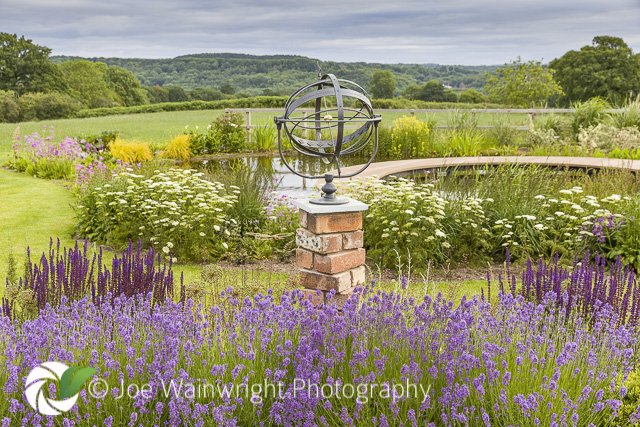 joewphotography's tweet image. Many congratulations to Paul Richards, who won the Landscaping Design category in the Northern Design Awards, for his stunning Garden at Clove Hitch, which I photographed back in July. A well-deserved winner!
#NorthernDesignAwards @ShropGardenDes @NDA_Design @The_SGD