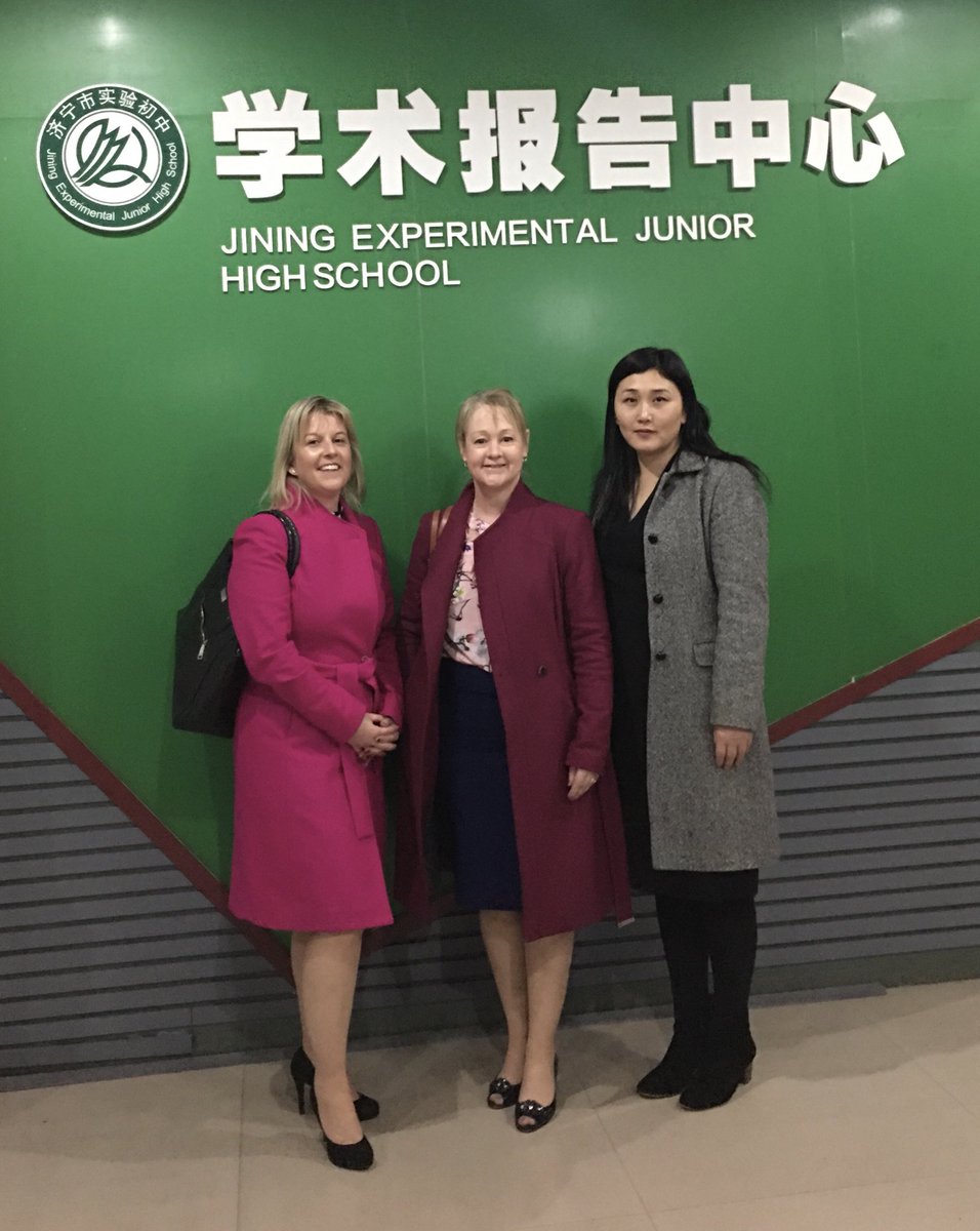 dr_trj's tweet photo. A very successful day in Jining meeting staff and students of Jining Experimental Junior High School.  Thanks for making us feel so welcome and we look forward to welcoming you to visit Gateways School sometime soon. https://t.co/xZCW0xN9UF