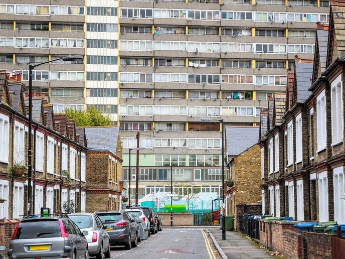 My <a href="/ERC_Research/">European Research Council (ERC)</a> funded project DEPRIVEDHOODS has ended. See here: cordis.europa.eu/project/rcn/18… for a short summary of the results, published by the EU in six languages. Myth or reality? Lifting the veil on the neighbourhood effect. <a href="/BKTUDelft/">BK TUDelft</a> <a href="/UrbanismTUDelft/">UrbanismTUDelft</a>