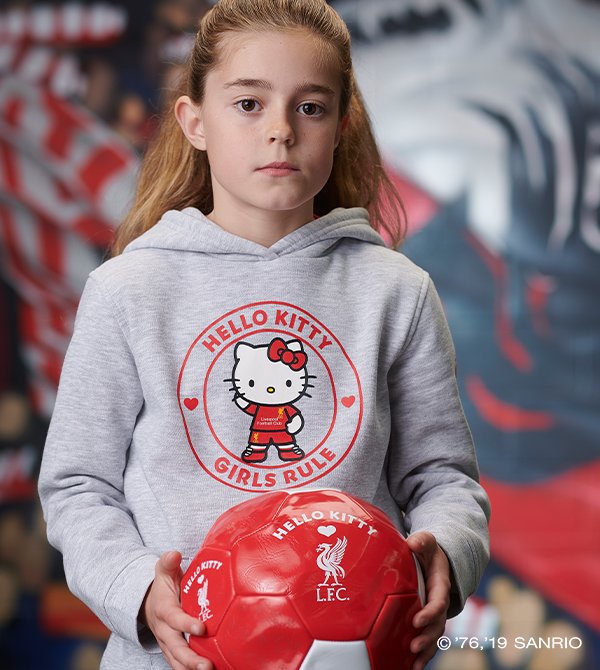 LFCRetail's tweet photo. The ultimate collaboration for you & your little Reds. We’re bringing together #LFC & @hellokittyeu!
Discover the full Hello Kitty x LFC collection in selected stores and online now.
https://t.co/fDzZLQsuXs
#hellokittyxLFC https://t.co/VzgsZPZjnb