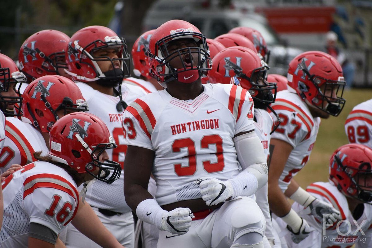_joshdavis23's tweet photo. Blessed to receive an offer from Huntingdon College!🔴🦅 @West4theWin @RecruitGeorgia #AGTG #HawkEm https://t.co/bXnEZ9gNVL