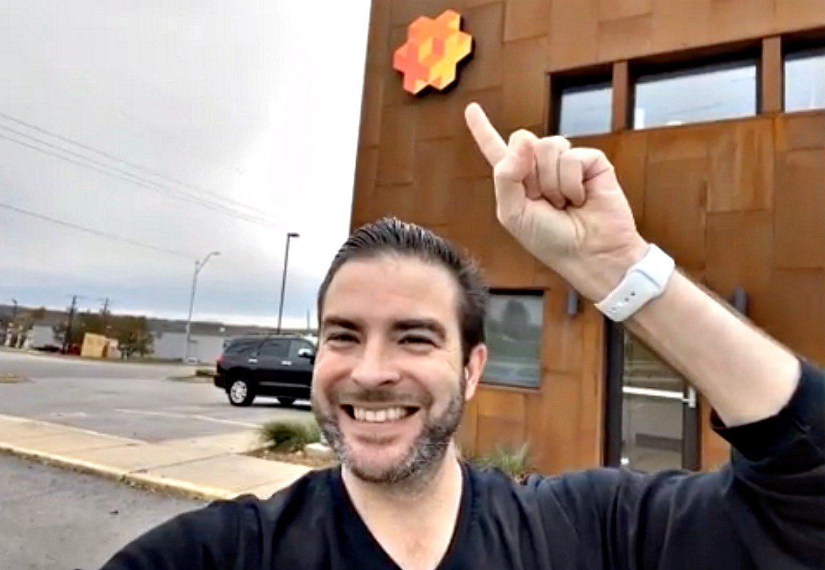 MartinCityMO's tweet photo. A new #robotics company is moving into the top floor space at #MCCrossFit in Martin City! @tesseractv invents, engineers, licenses, & sells highly specialized cyber-physical systems & we're THRILLED to have @johnboucard & his team in Martin City! https://t.co/8PaXwFFRlF https://t.co/UFOAyyUyzP