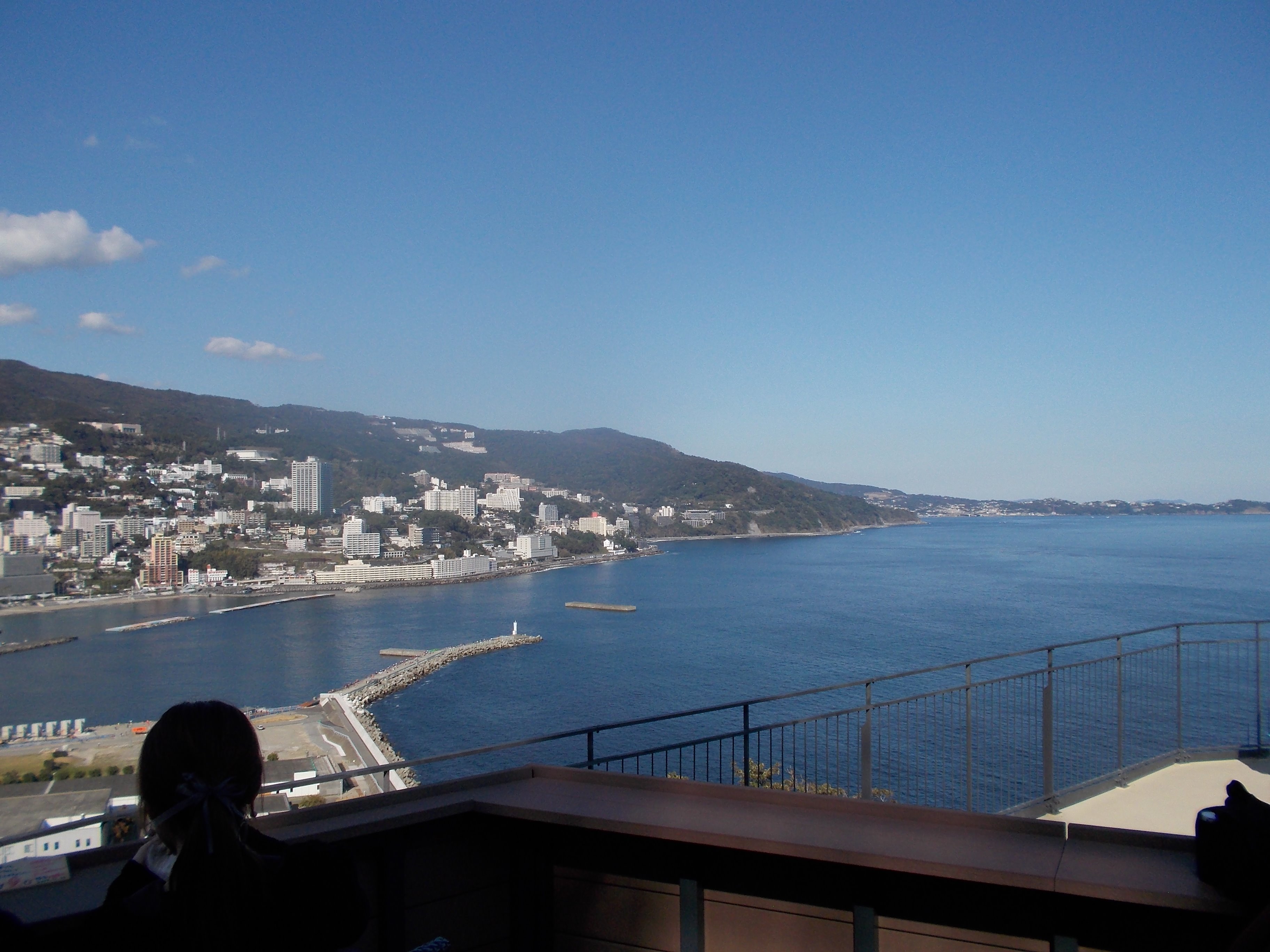 山田礼人 19 1110 熱海ロープウエイ熱海城側上の展望台 T Co Ww0miccsqs Twitter