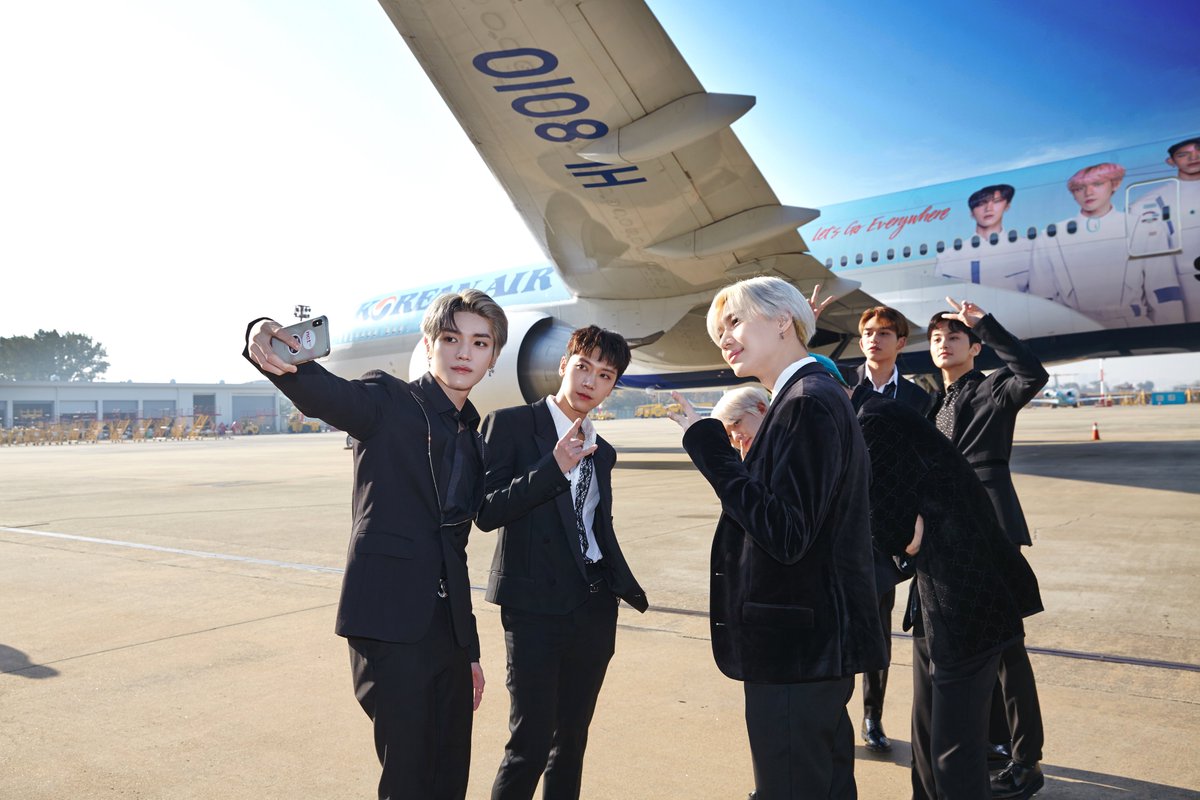 Our project song ‘Let’s Go Everywhere’ with @KoreanAir will be released in one hour! ✈ 
Please show lots of love and support as its profits will be donated to the ‘Global Citizen’ campaign!

#KoreanAir #SuperM @superm #WeAreTheFuture #SuperMTheFuture #LetsGoEverywhere