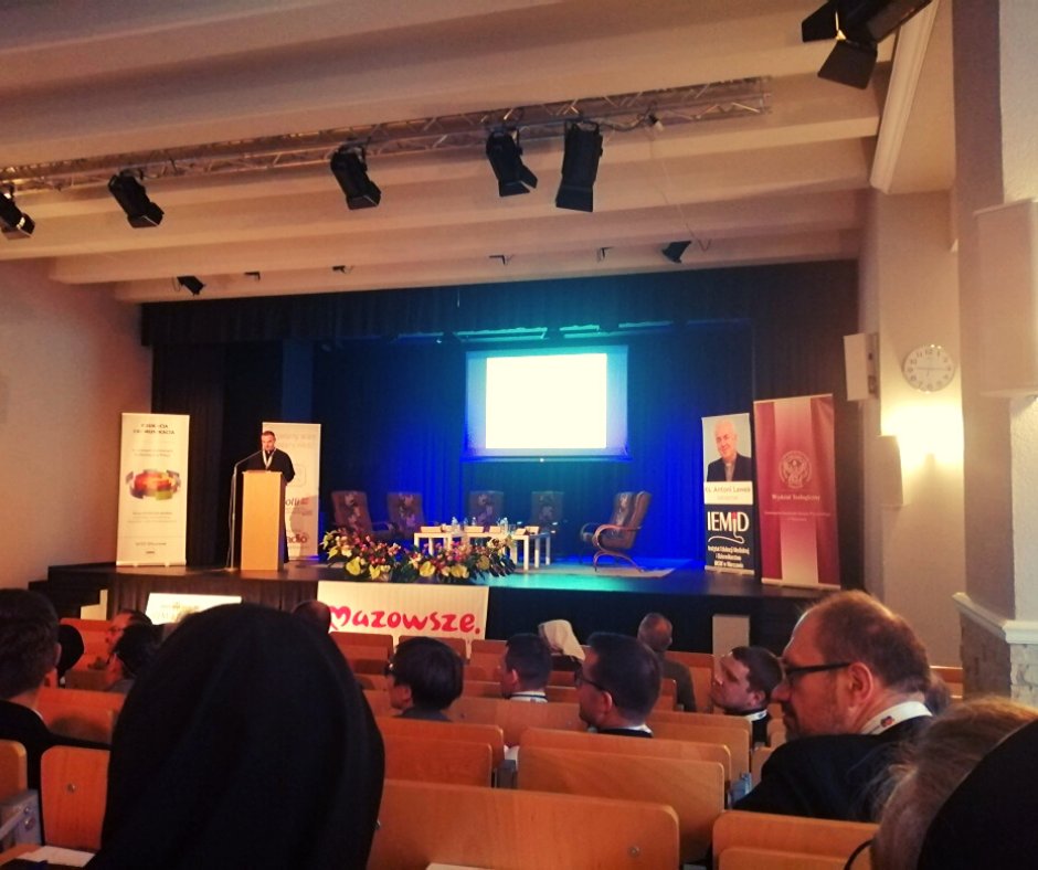 FStudiow's tweet photo. II Forum Prefektów Studiów👍📲 Startujemy👍 https://t.co/bSL2NBcewl