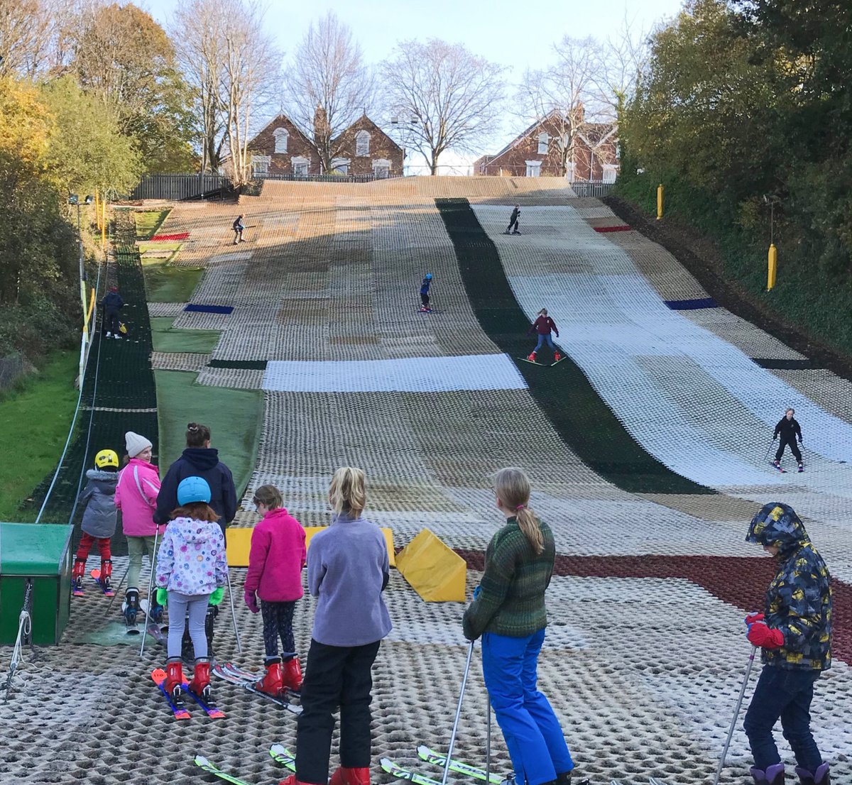 FlipFlopsOr's tweet photo. What a great asset Exeter, let’s hope it stays or is properly replaced. Does anyone know? #dryski #skipractice #visitexeter #exploringexeter https://t.co/H4fFNzjc7y