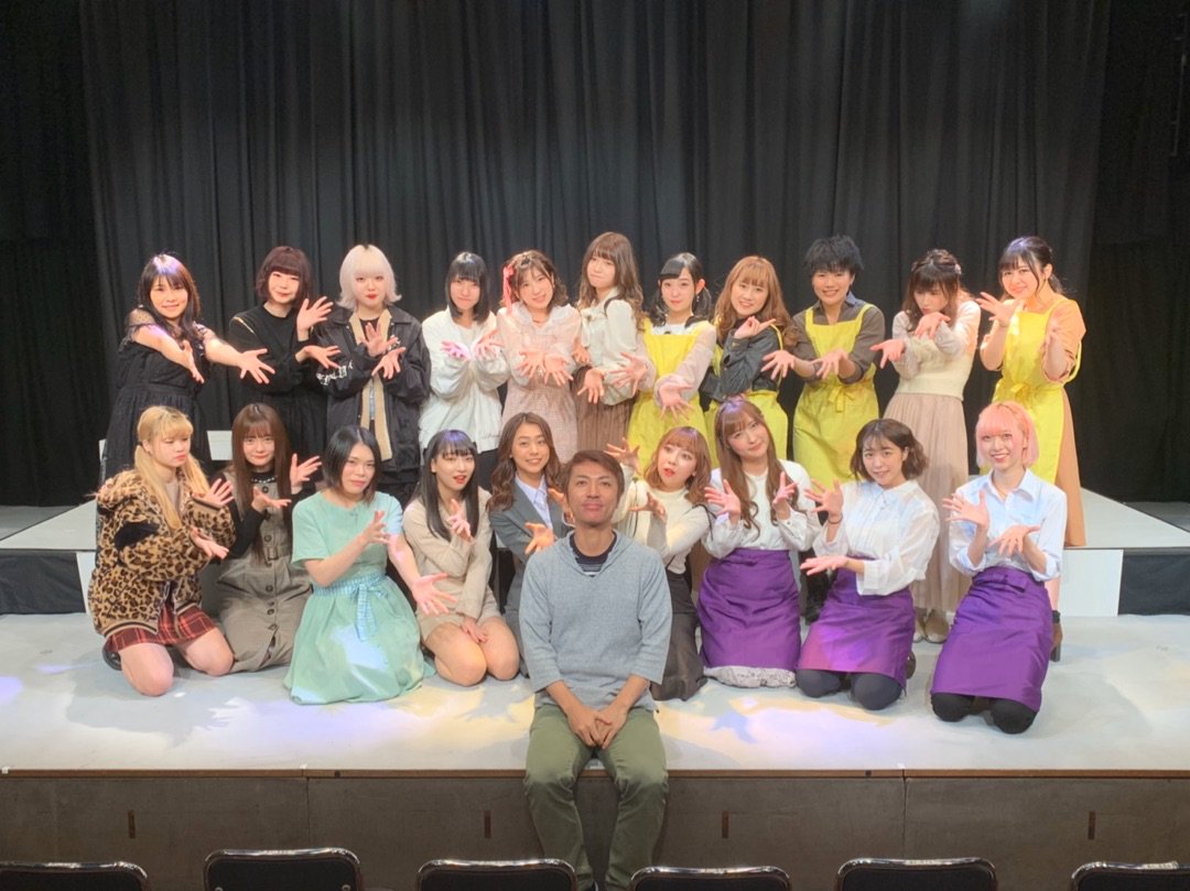 madoka_hanai's tweet photo. 感謝いっぱい。上坂 ー アメブ���を更新しました
#白と黒の忘年会
#居酒屋
https://t.co/MRBLJ7gaCd https://t.co/HRcL8il7ug