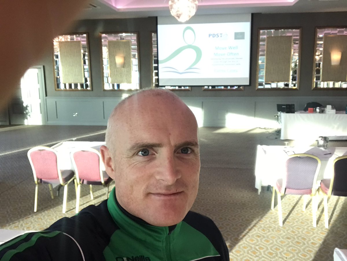 eannac5's tweet photo. So happy to be on the #mwmo roadshow once again. Well played @TheRiverside class set-up. #PLS3 for teachers of @PDSTpe and @WexfordEdCentre #PL4life #bestjobever #movementismedicine https://t.co/2iKa9VxL37