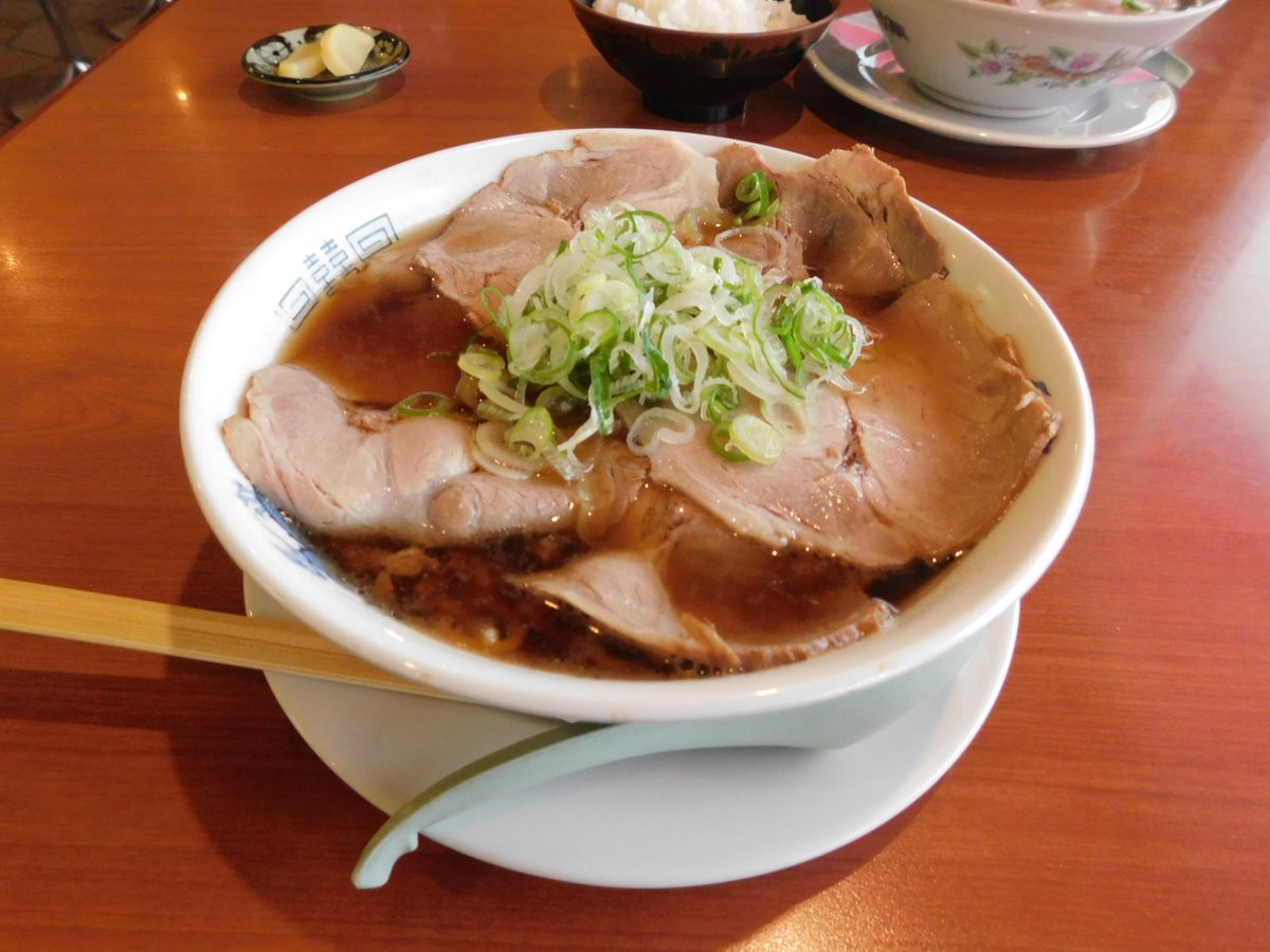本日の昼は久々に第一旭のラーメン定食を
食べましたよ。美味しかったです。
ラーメン定食

#ラーメン定食
#第一旭

ホームページ
URL  eonet.ne.jp/~aikousa/