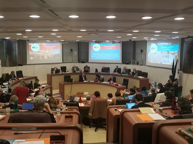 CD33PS's tweet photo. [Jour de plénière]
🔴 Soutien des élus  aux mobilisations sociales qui se multiplient pour dénoncer la casse du service public et de notre modèle social, le manque de reconnaissance à leur égard et l’insuffisance de moyens humains et financiers pour accomplir leurs missions. https://t.co/dctfSDX2Y8