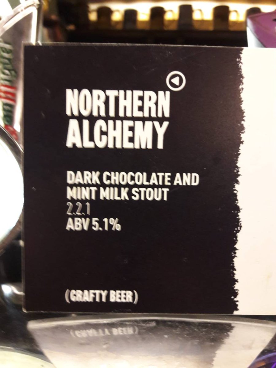 BeerHunterBlog's tweet image. Northern Alchemy Dark Chocolate and Mint Milk Stout thebeerhunterblog.wordpress.com/2019/11/18/nor…