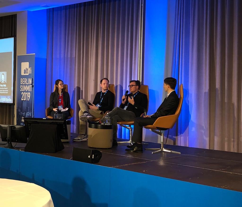 FundingcircleDE's tweet photo. Huge market opportunity but hard to crack: discussing alternative lending in Germany with @auxmoney @kapilendo and @Varengold at #AltFiBerlin this morning https://t.co/MDfeN0LE0j
