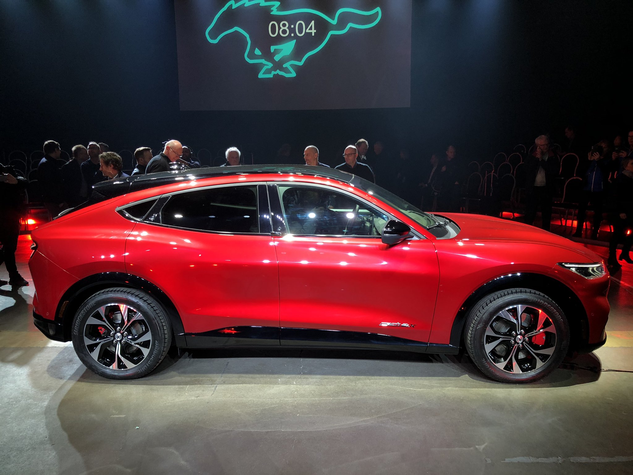 Ford Mustang Mach e 2022