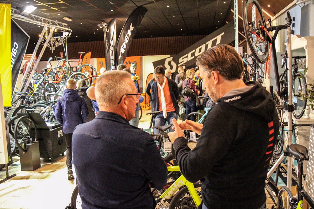 BeukersPetten's tweet photo. Dat was ‘m dan. Het 22e Beukers Bike Weekend zit er weer op!

We hebben weer genoten van een gezellig en druk weekend, en hopen natuurlijk dat jij daar hetzelfde over denkt! 

Links naar alle foto’s en de video: https://t.co/49CrCuYadP https://t.co/VhyrGVJywo