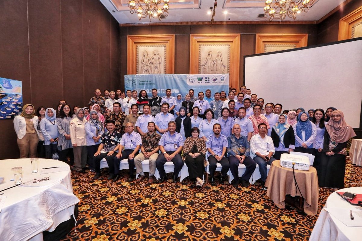 WCS_ID's tweet photo. Hari ini, @kkpgoid bersama @WCS_ID, @rare_indonesia, @TERANGI_ dan @conservationID menyelenggarakan diskusi dalam rangka menilai capaian & komitmen global Pemerintah Indonesia terhadap #AichiTarget 2020 dan post 2020. https://t.co/j9hn87HkYy