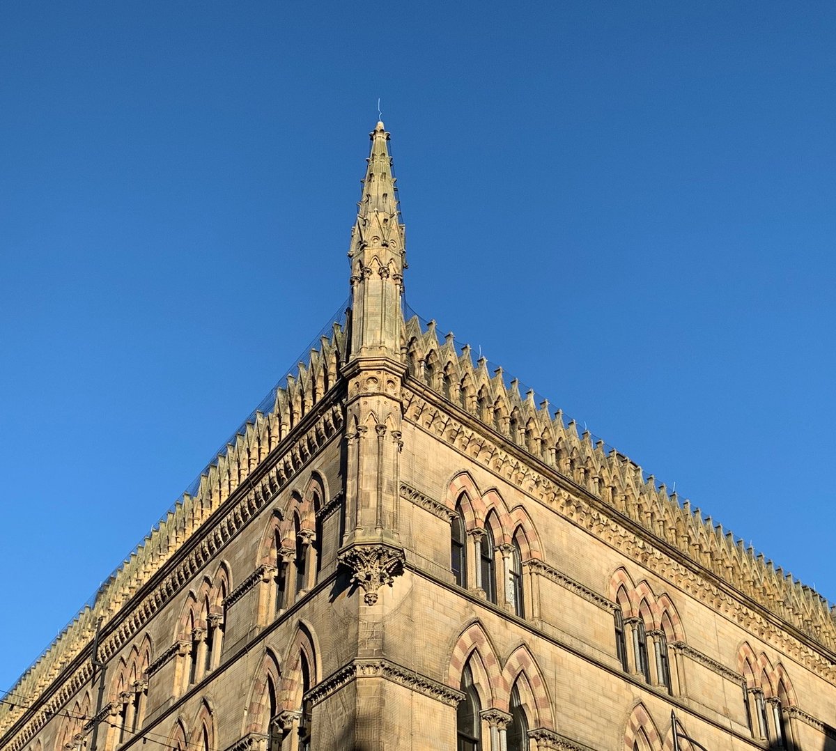 docjohnwright's tweet photo. Wool Exchange #Bradford 

Active (and productive) start to the week ⁦@kersten_england⁩ ⁦@waynejacobs22⁩ ⁦@nigelh4⁩ https://t.co/0sO8il3NFb