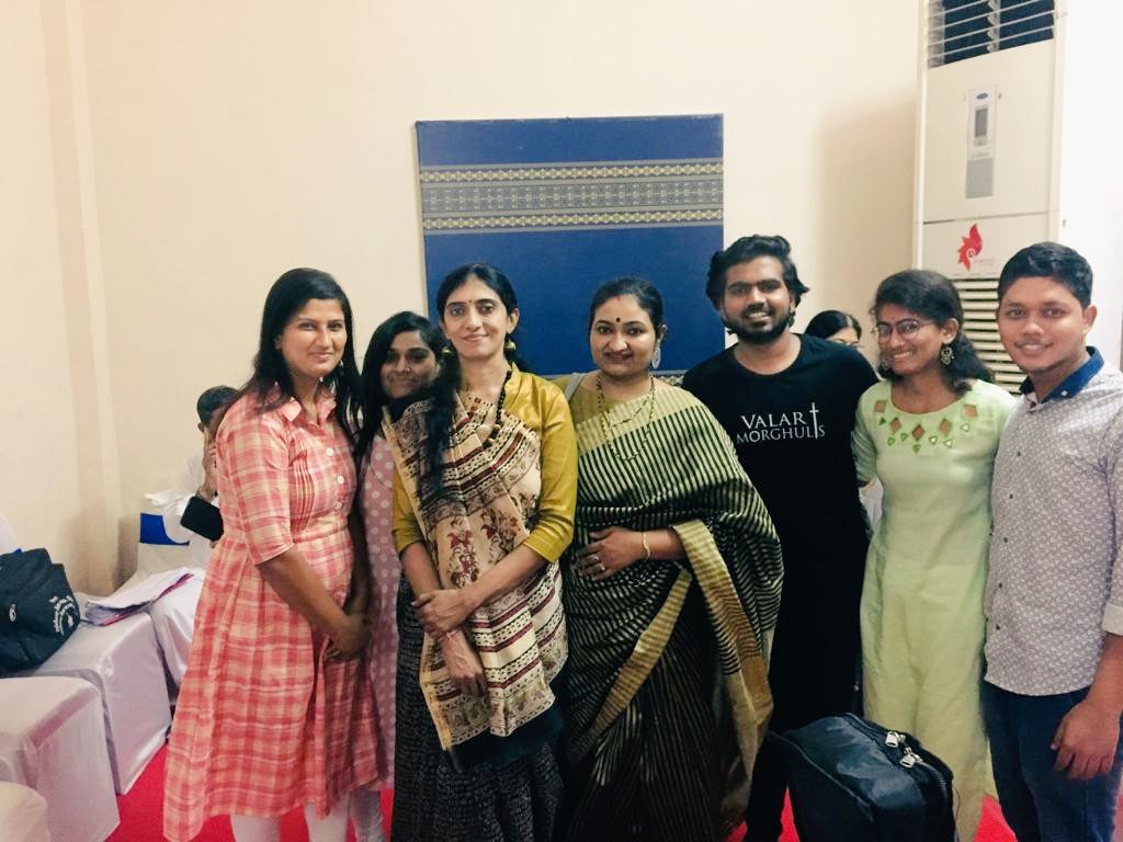 RACMehsana's tweet photo. Date:- 06-11-2019

"Tana-Riri Sangit Mahotsav"
Rotaractors attended this musical function at Vadnagar.
Anuradha Paudwal, Gargi Vora and many Classical Singers gave their performances. Awesome evening.
We enjoyed a lot....💐😇 https://t.co/Xro0KM7Wp8