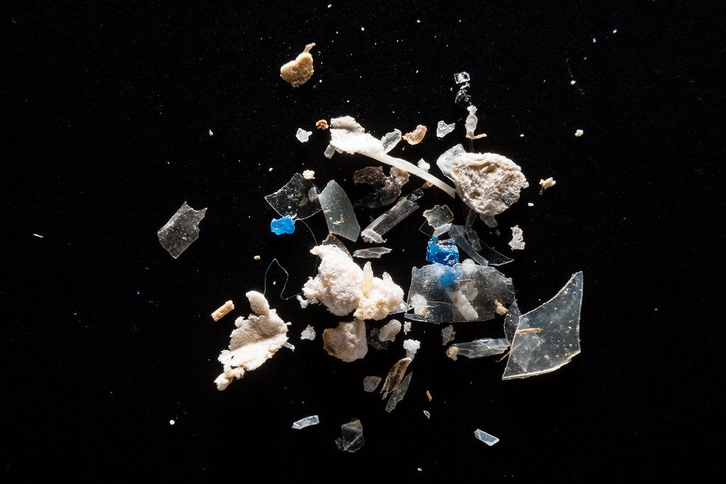 OceanCleanWash's tweet photo. We're back with #MicrofiberMonday👕👗! We are breathing in microfibers, most probably at a rate of 11 #microplastics per hour. That's almost 2,000 a week! 😵

More quick facts about microfiber #pollution 👉 https://t.co/H7qv9dQahH https://t.co/BxXhPRsFkE