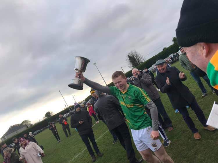 Congratulations to Clonkill who were crowned U20 hurling champions after a 1 point victory over Castletown-Geoghegan in Brownstown yesterday.
The team captained by Mikey McGrath can now add their U20 title to their senior crown.
Well done to all!!!!
#iarmhiabu
#westmeathgaa