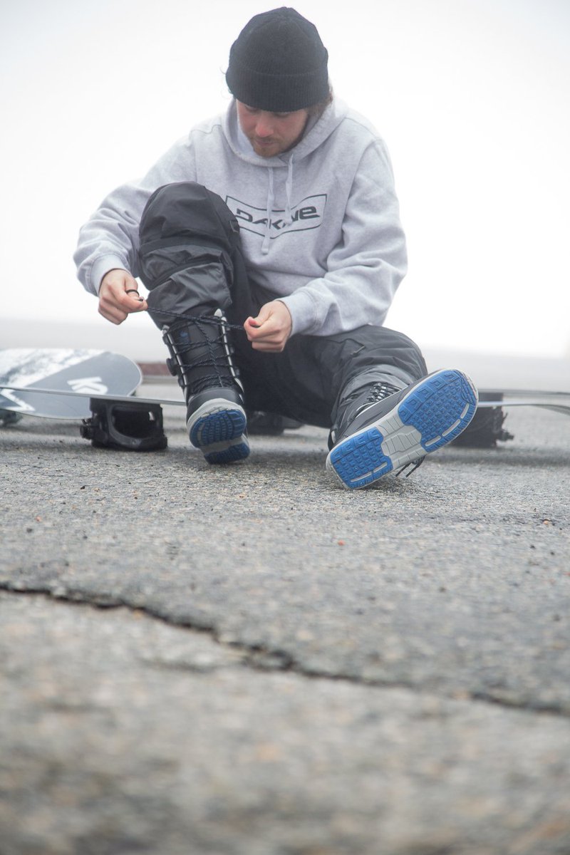 k2snowboarding's tweet photo. The #K2Darko. A RollSole™ for extra mobility, articulating cuff to eliminate shell distortion, and a Boa® Conda™ heel retention system keep you locked down. | Marc O'Malley 📷 #K2Snow #K2Darko #WinningWithFit | https://t.co/2GmU9KmX2S https://t.co/rBJou4VAPB
