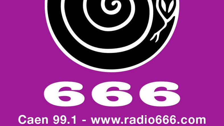 DrytownProject's tweet image. 📻#Radio 666 DIFFUSEUR D'ONDES DRYTOWNIENNES DEPUIS 2008 !🐍⏮️Maï-Rose était dans #LesApéroNews de Yves vendredi pour parler concerts, enregistrements et influences. #HurryUp #Caen Podcast dispo jusqu'à vendredi ▶️ radio666.com…/p…/lecteur2014/media/vendredi/1800.mp3