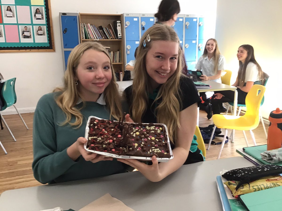 SPFHistory's tweet photo. Y11 historians’ creations #Berlin Cake-off. Sweet relief from the demands of IGCSE History @SPFHistory @SPFSchools @SPFSeniors https://t.co/zUrXjz7J0P