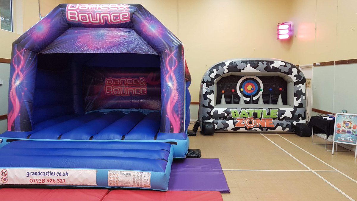 grand_castles's tweet photo. Bouncy castles, Soft Play sets, inflatable games, complete party packages - prices from just £60.
Safety tested, insured and installed by RPII trained and accredited operators. 
💻 Book online at https://t.co/lpREVk1cMg
☎️ Call us on 01507 735235
📧 Email info@grandcastles.co.uk https://t.co/m1hTtSFHC0