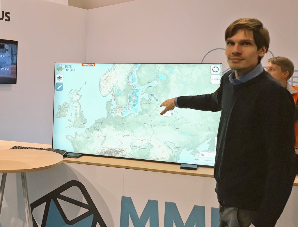 fgi_nls's tweet photo. Merialuesuunnitteluun käytettävästä #BalticExplorer'ista esittely tietoiskusalissa 206 @ #paikkatietomarkkinat klo14.30, tervetuloa! Puhetta sovelluksen suunnittelusta ja testaamisesta. Esityksen jälkeen demo nähtävillä @Maanmittaus messuosastolla. #ptm19 https://t.co/yIlTfcimxx