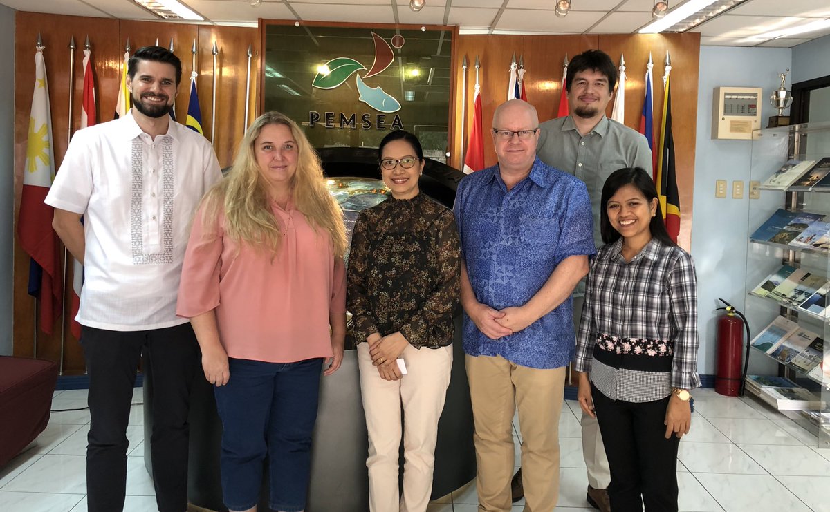 ArcticMorten's tweet photo. Had a productive meeting with @PEMSEA in Manila on #marinelittering - PEMSEA is a partner in our #ASEANO project. #BeatPlasticPollution https://t.co/Rz3rld0mwJ