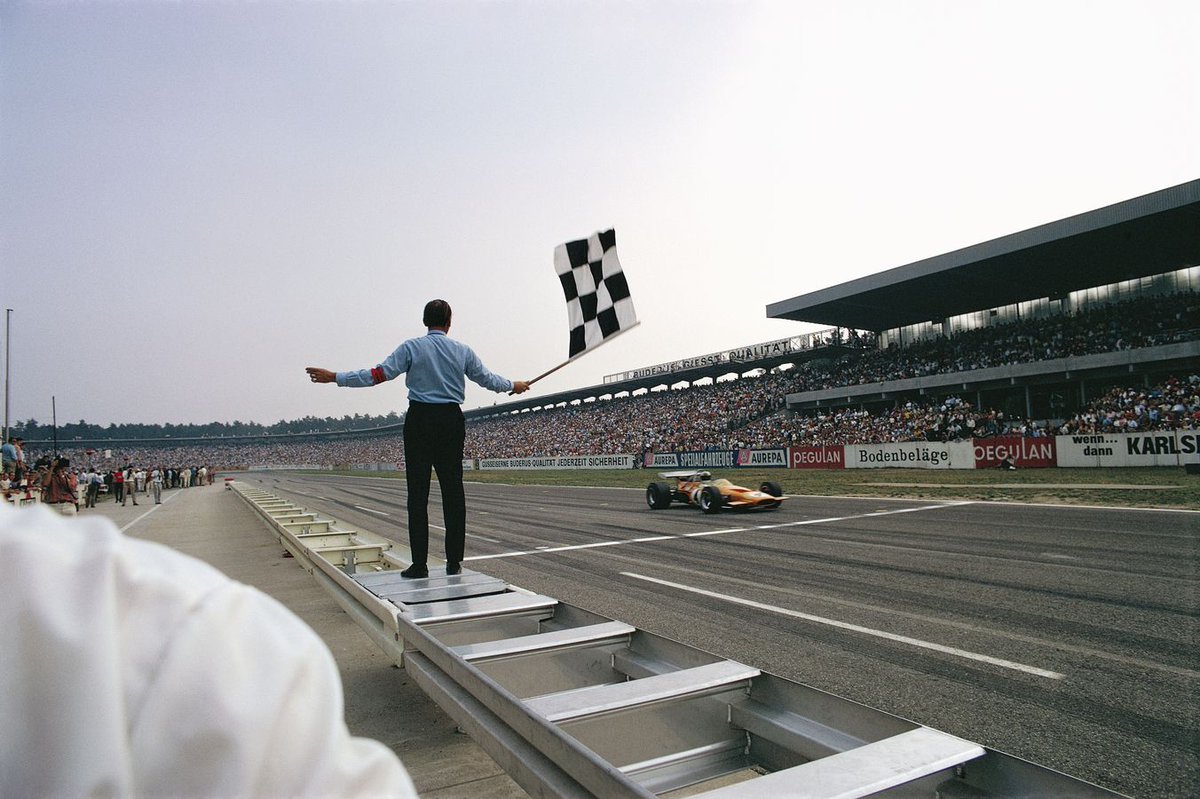Mclaren P2 0 To P3 Was A Mesmeric Drive From Carlos At The Brazilgp Take A Look Back At Some Of Our Best Mclaren Driver Comebacks Of All Time Read