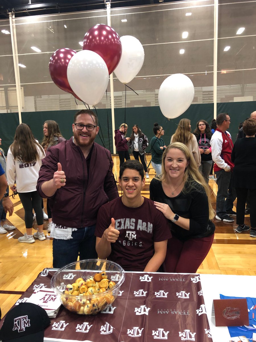 Pshs Swim Dive Congratulations To Senior Alex Sanchez On Signing To Swim For Texas A M University Gig Em Aggies